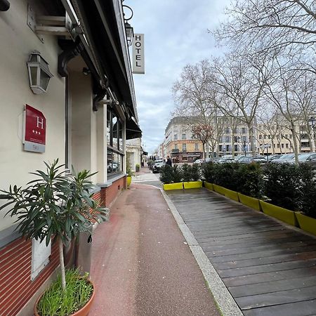 Hotel Des 3 Marches- Logis Hotel Restaurant Le Vésinet Exteriér fotografie